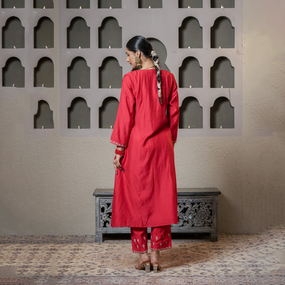 Latest Chanderi suit designs with sequins