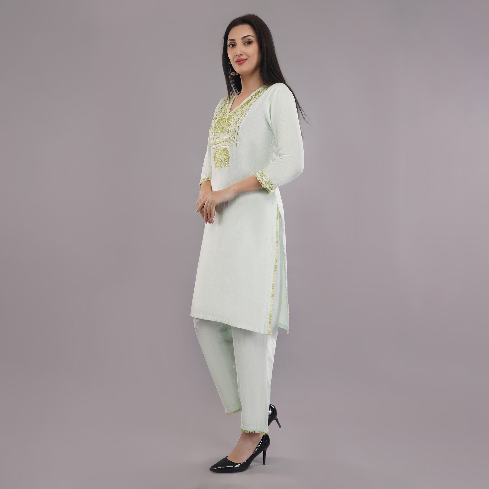 Bail Work Embroidery Kurta Set