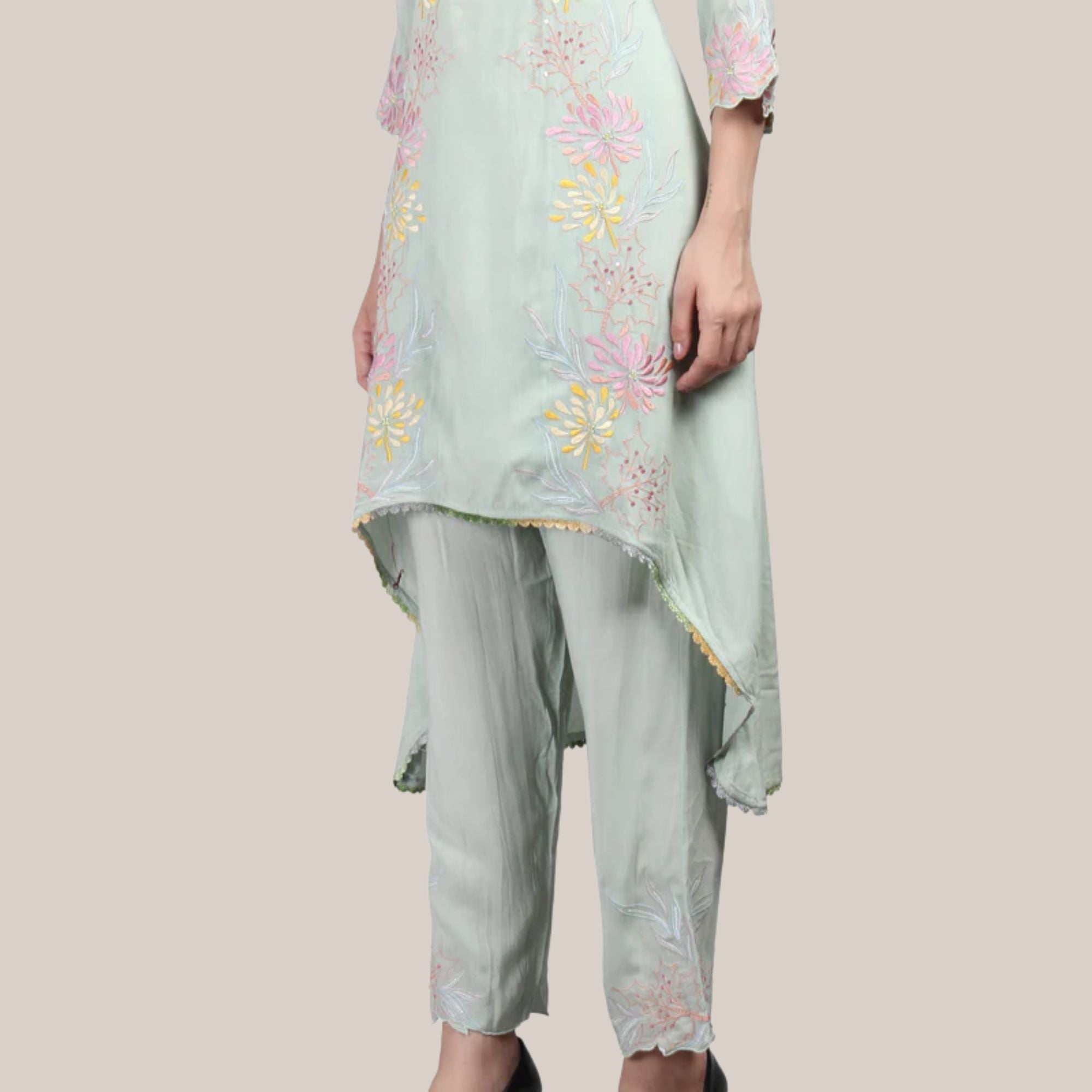 embroidered kurta set