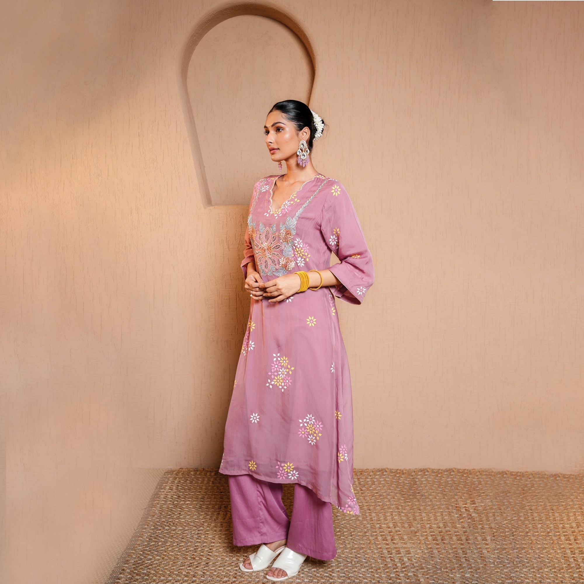 pink kurta