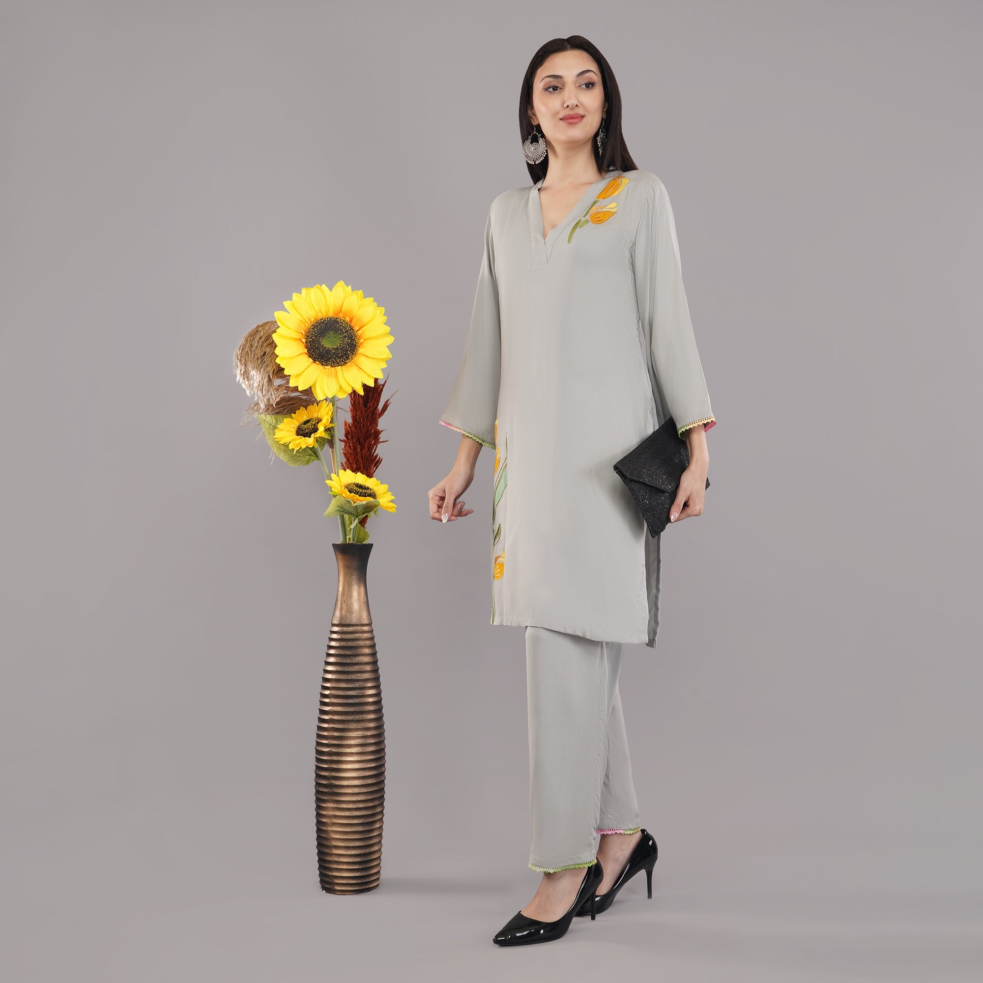 flattering and trendy look