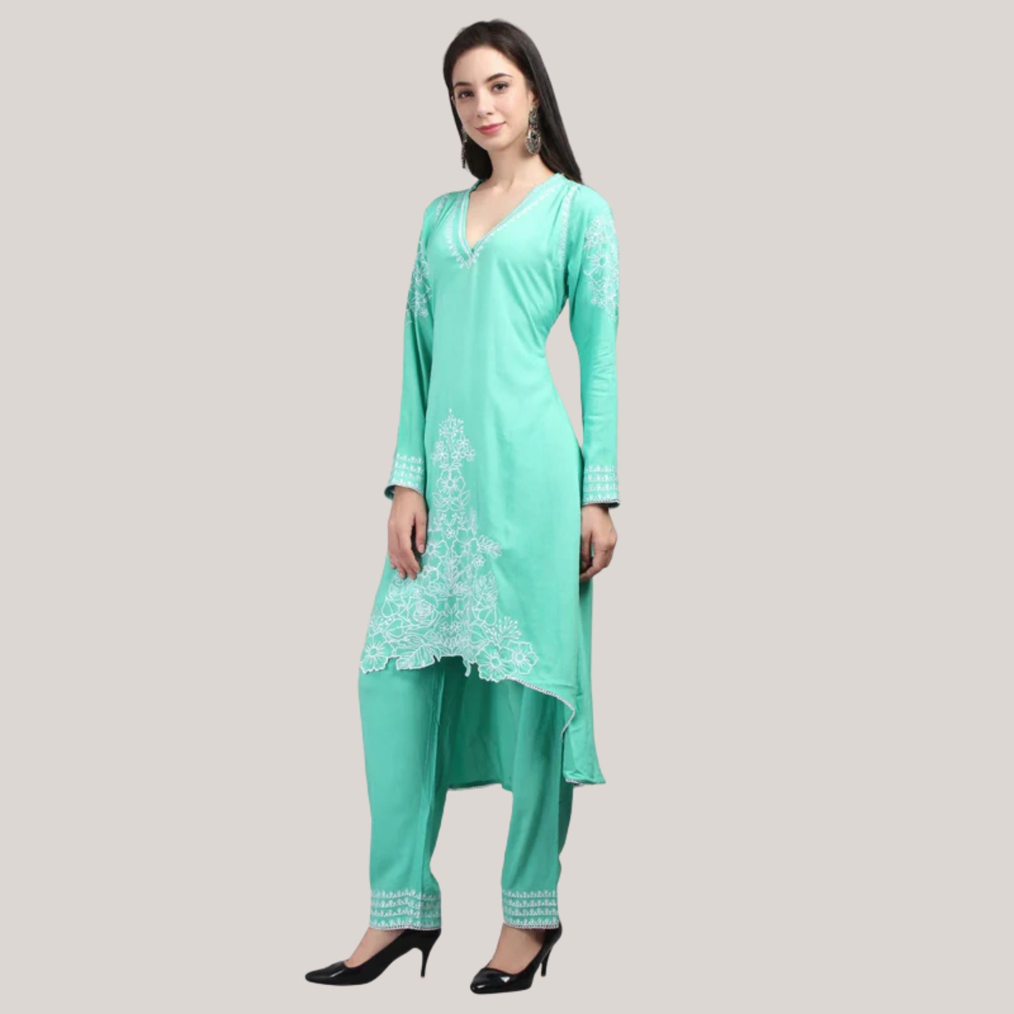 v-neck kurti set