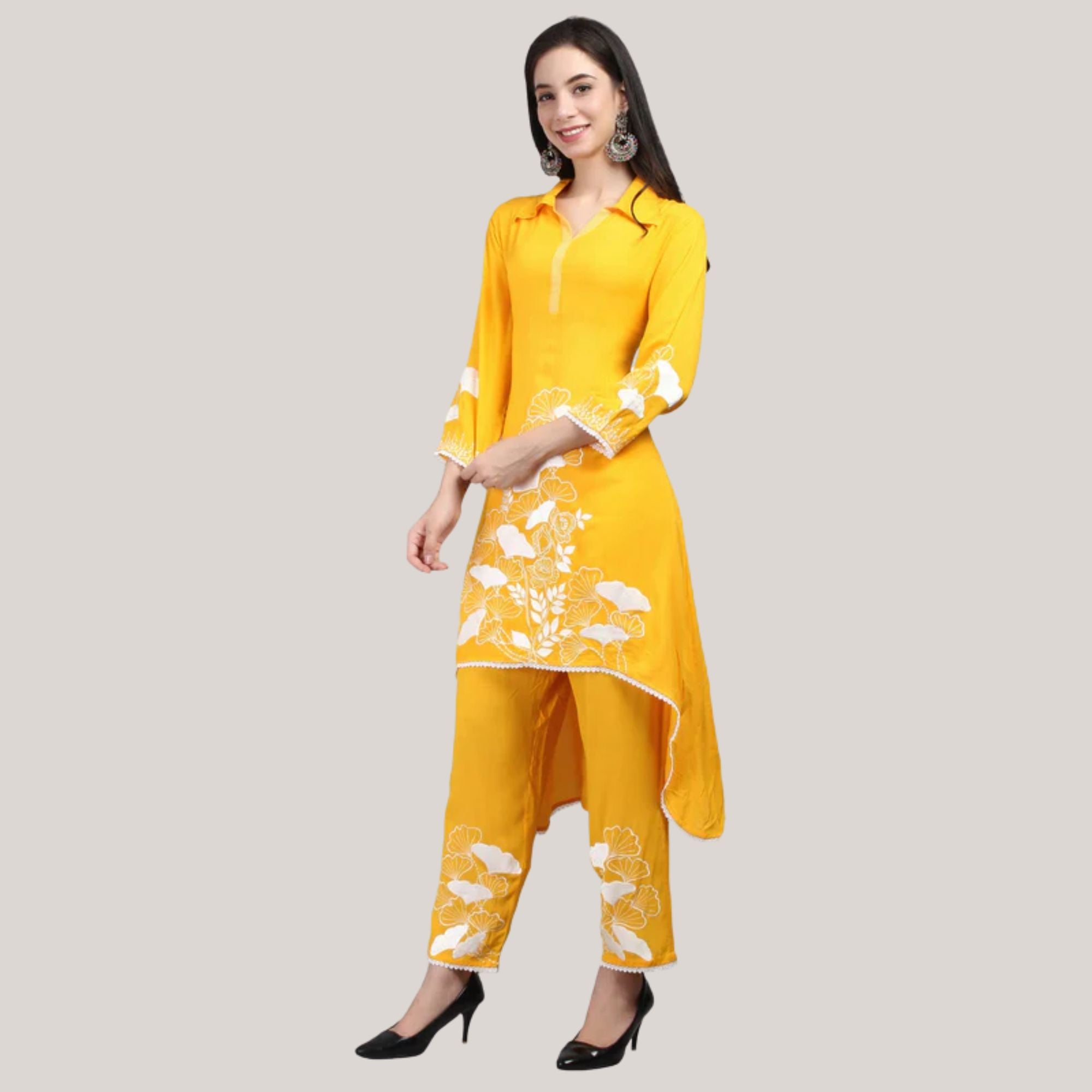 embroidery kurti set