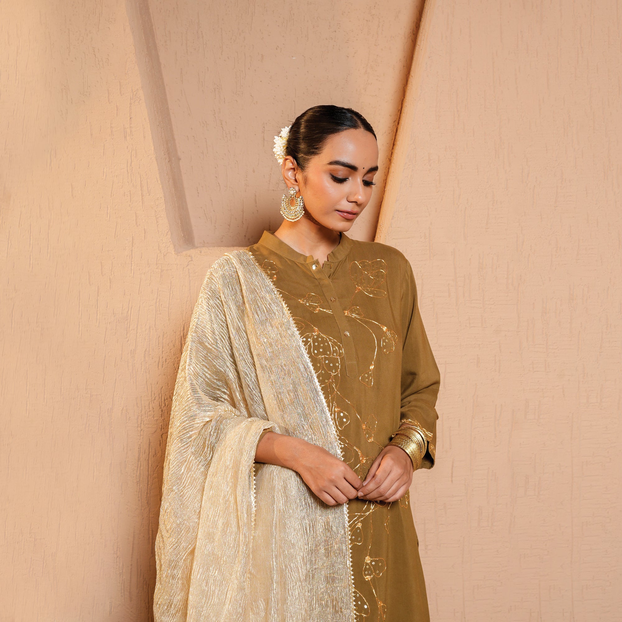 Modern touch ethnic kurta set
